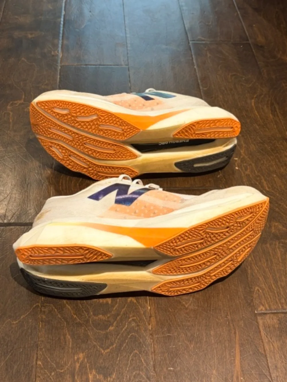 New Balance Men's FuelCell SuperComp Elite v4 Running Shoes, Size 10.5